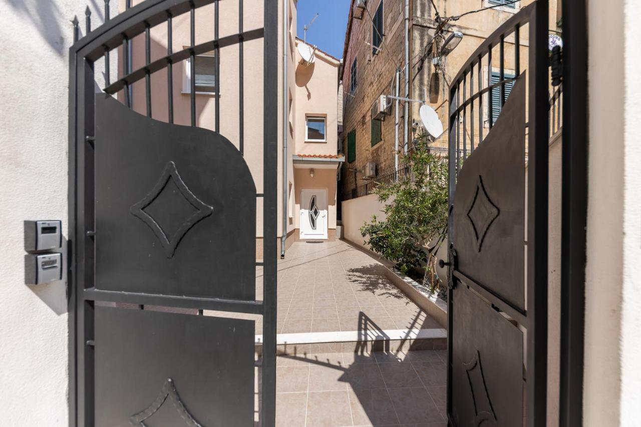 Apartment Sergio 2 Сплит Екстериор снимка